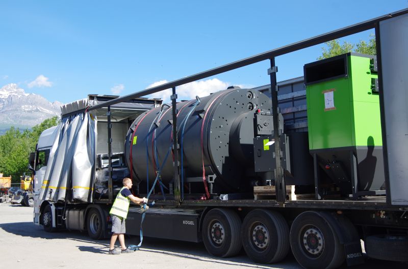 🛠 Montage en cours par les équipes HEIZOMAT de la première chaudière 1000 kW . 🛠 Encore une belle démarche d’engagement dans une…