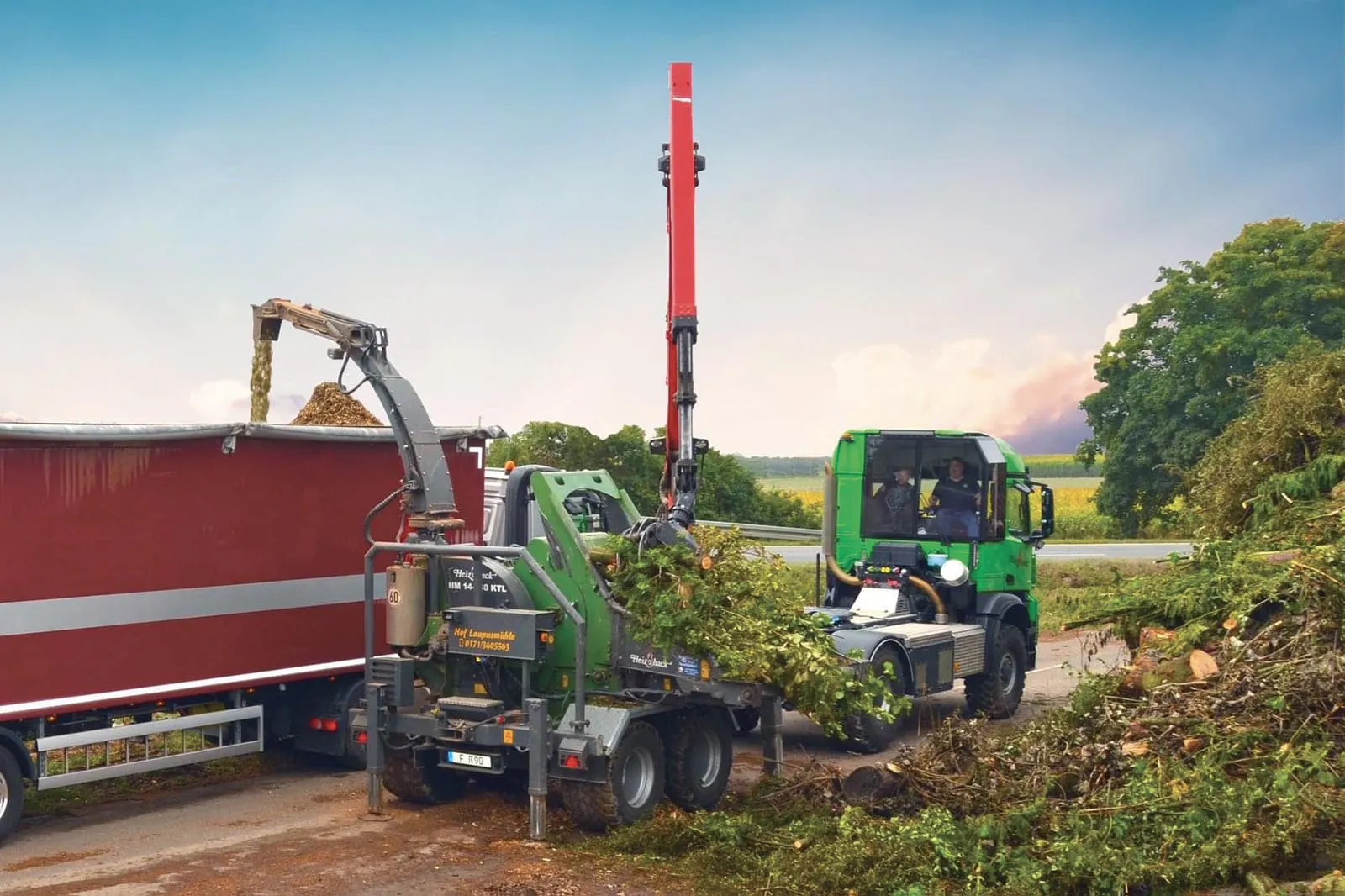 camion-porte-outils-broyeur